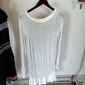 Women's Gray Long Sleeve Top